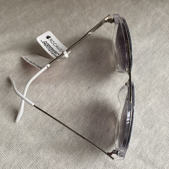 Rocawear Mirror Lens Sunglasses - Picture 5 of 6